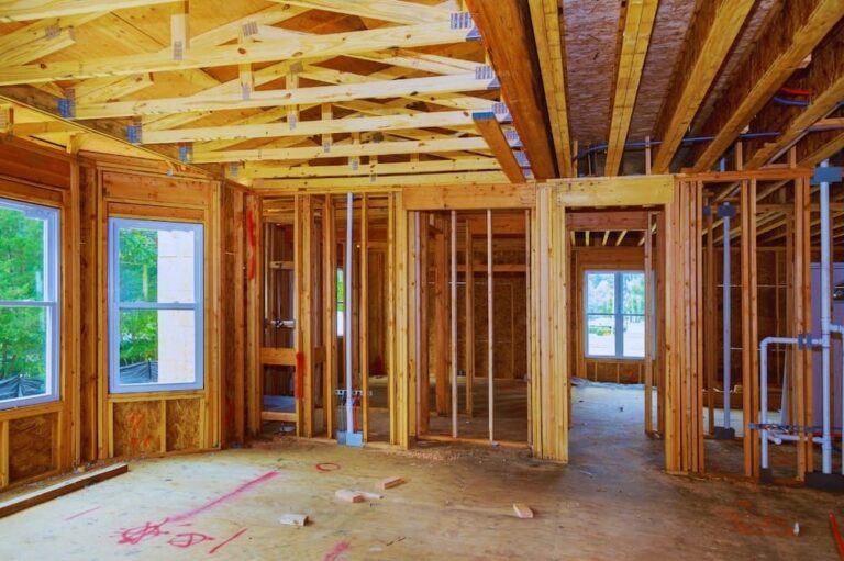 Usos de la madera en la construcción un material versátil y sostenible