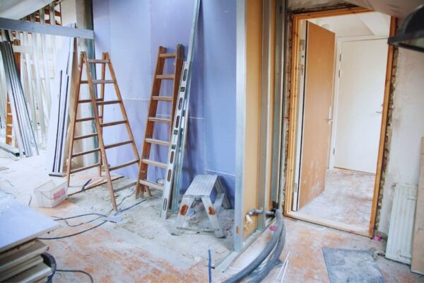 Renovar una vivienda con éxito requiere planificación y decisiones acertadas
