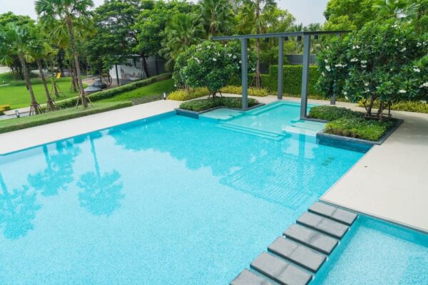 Piscinas gunitadas: una opción duradera y versátil para el hogar