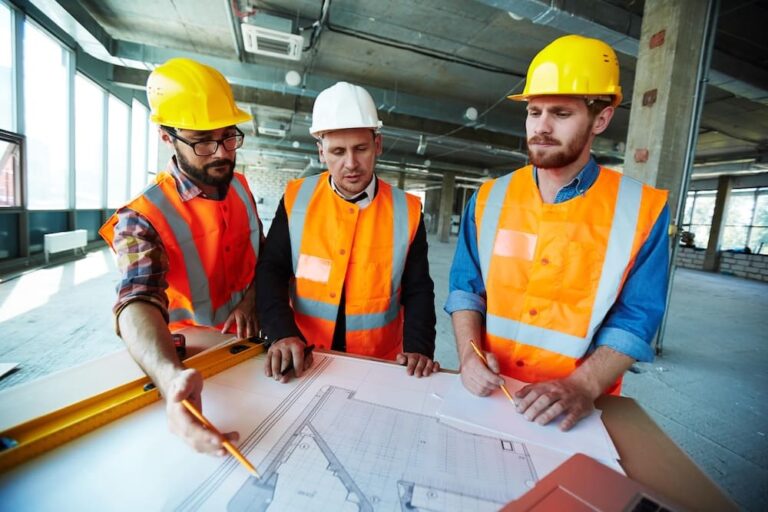 El papel de los aparejadores y arquitectos técnicos en la evolución de la construcción