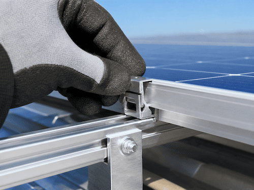 Instalación eficiente y rápida con grapa solar fastclip de celo